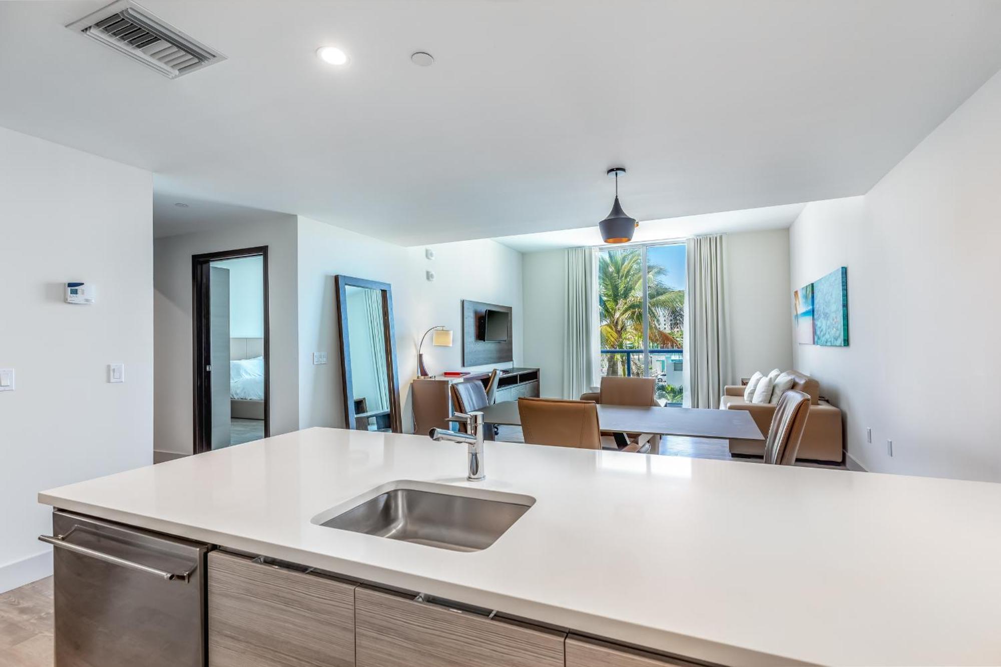 Stylish Private Beach Condo In Hollywood Fl, 3Min Walk To Hollywood Beach מראה חיצוני תמונה